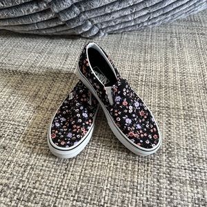Floral size 7.5 Vans